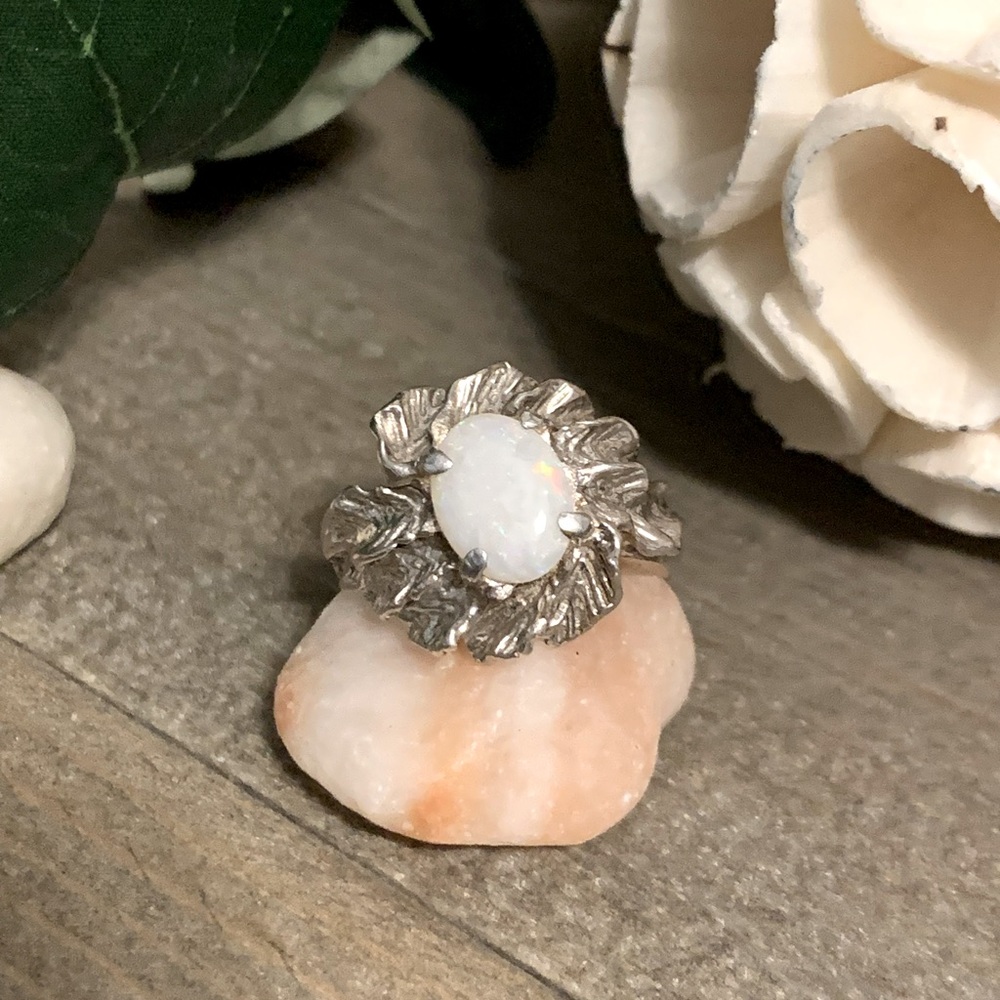 Sterling Silver Oval Cut Natural Opal in Textured Flower Design Ring Size 7